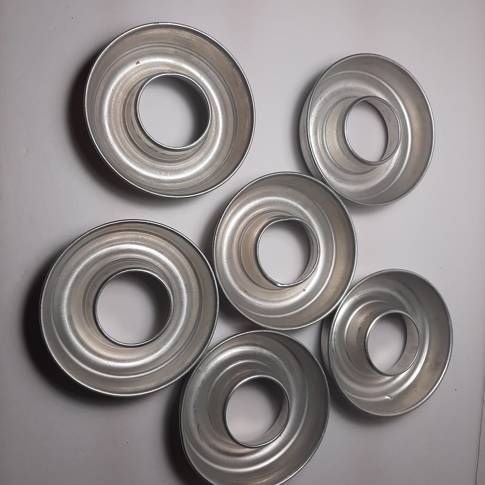 29 Pieces Vintage Aluminum Gelatin Bundt Jello Custard Ring Round Mini Molds - Picture 7 of 10